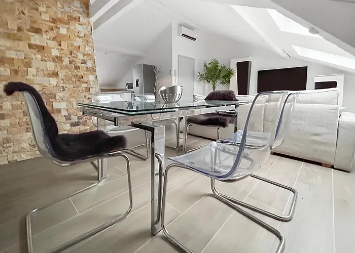 Apartment Cosy Et Lumineux A